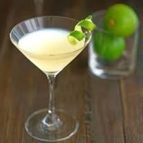Elderflower martini Image