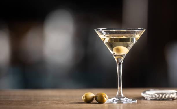 How to make a Martini like James Bond thumbnail image